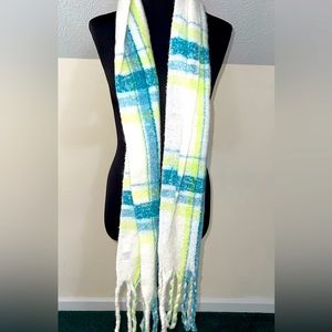 SCARF AND BEAUTIFUL AND WARM, NEVER WORN